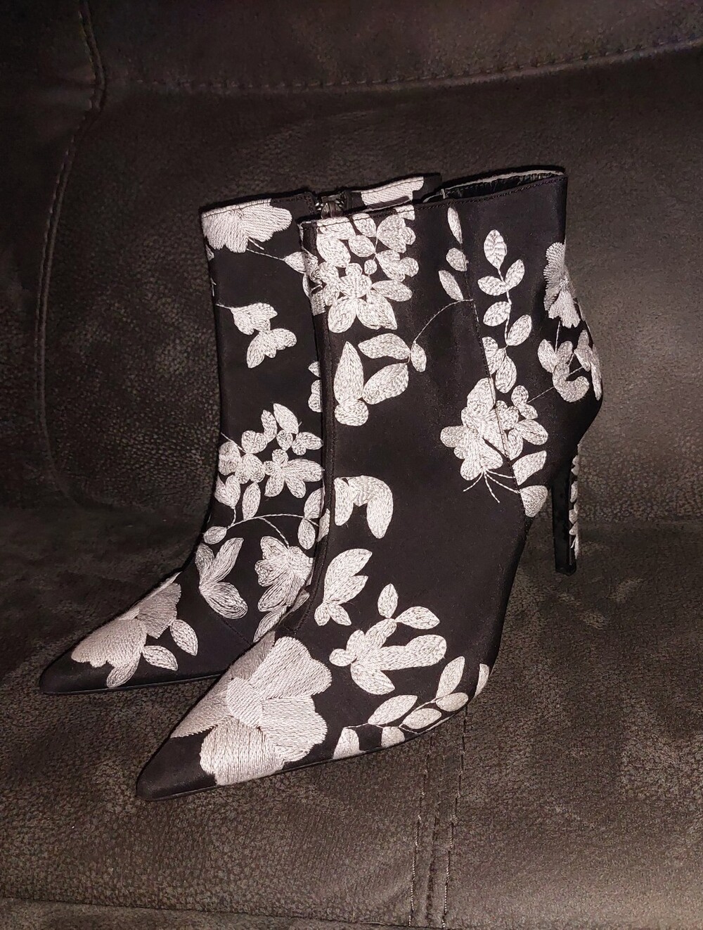 ZARA Trafaluc Floral Embroidered Boots/Heels 41 10-10.5